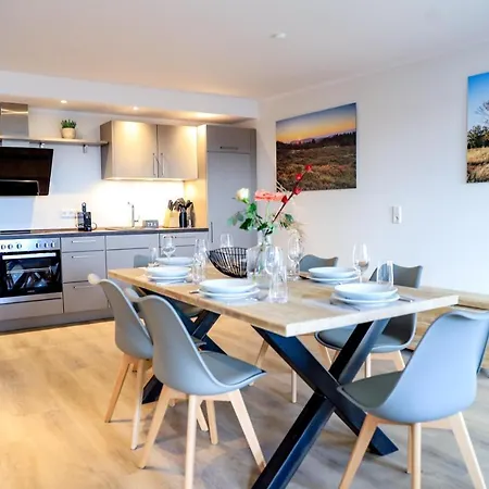 Apartment Smart Haus Diamant 702 *
